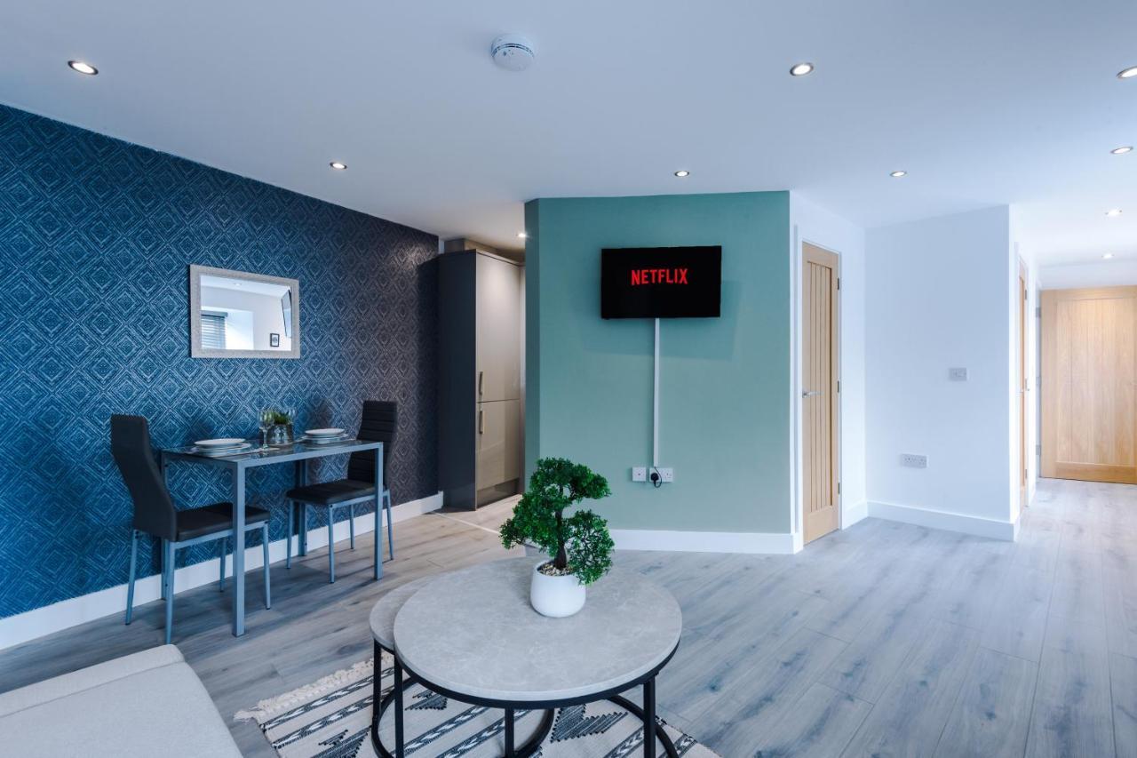 Rest & Recharge At The Station Apartments Manchester Eksteriør billede